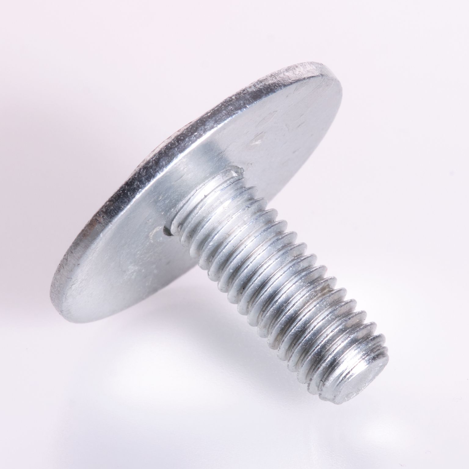 Tellerkopfschraube geschweißt